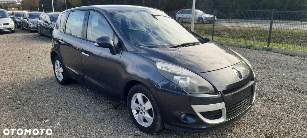 Renault Scenic 1.5 dCi Authentique - 8