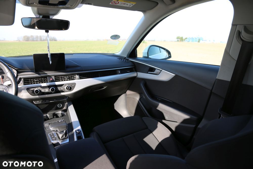 Audi A4 Avant 2.0 TDI S tronic - 16