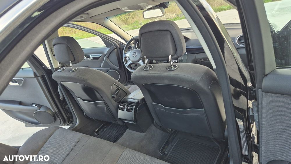 Mercedes-Benz C 250 CDI 4M BlueEFFICIENCY - 9