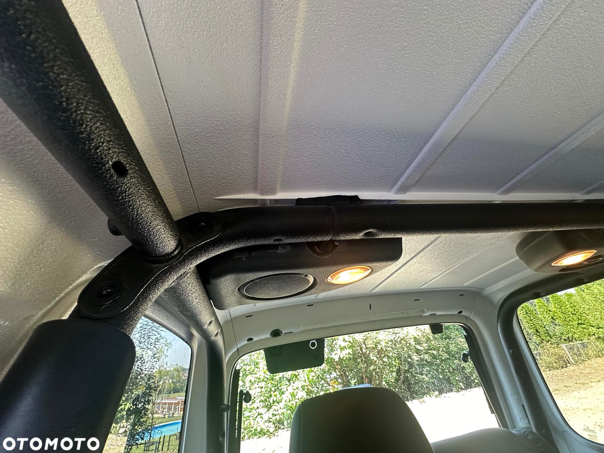 Jeep Wrangler 3.8 Sahara - 9