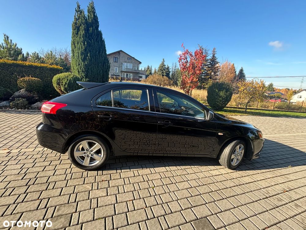 Mitsubishi Lancer 1.5 - 5