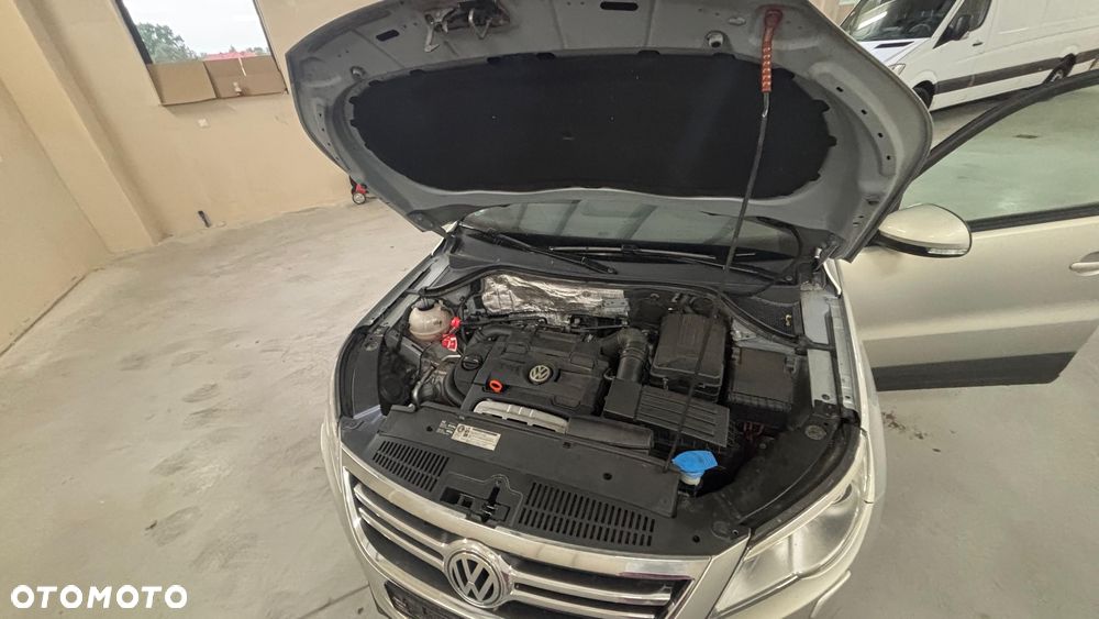 Volkswagen Tiguan - 4