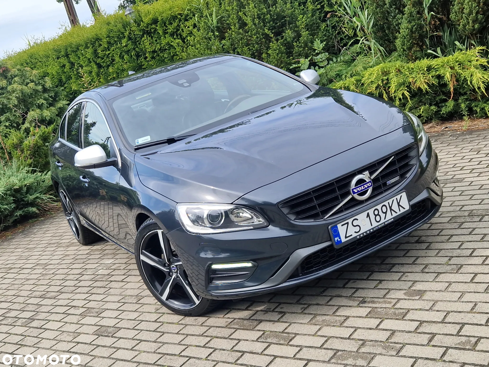 Volvo S60 T5 Drive-E R-Design Summum - 9