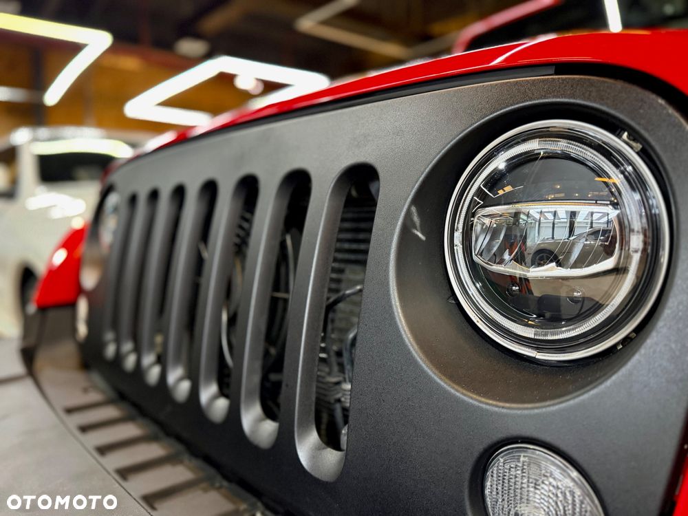 Jeep Wrangler 3.6 Sahara EU6 - 10