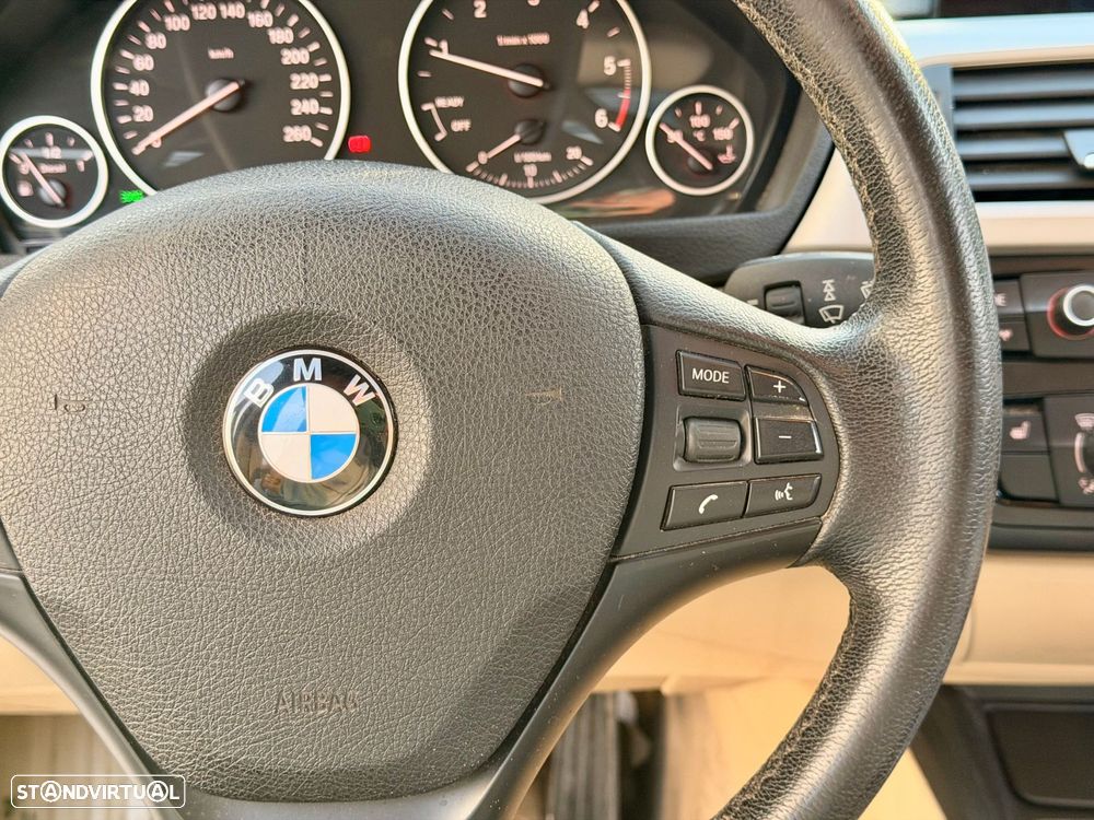 BMW 316 d Pack M - 26