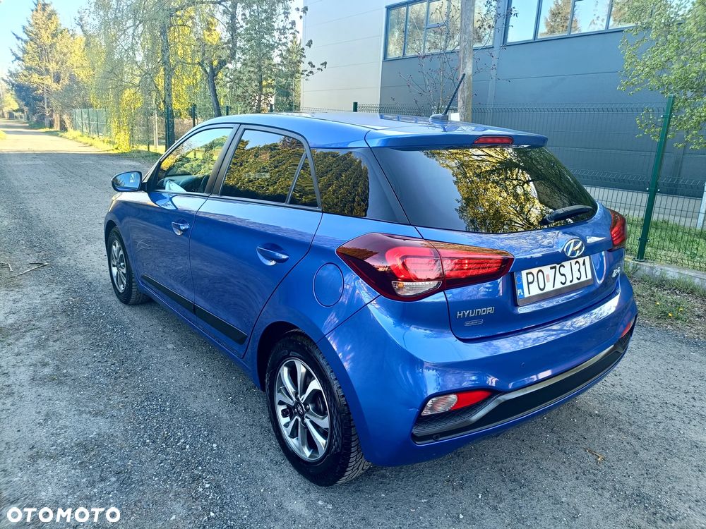Hyundai i20 blue 1.2 Select - 2