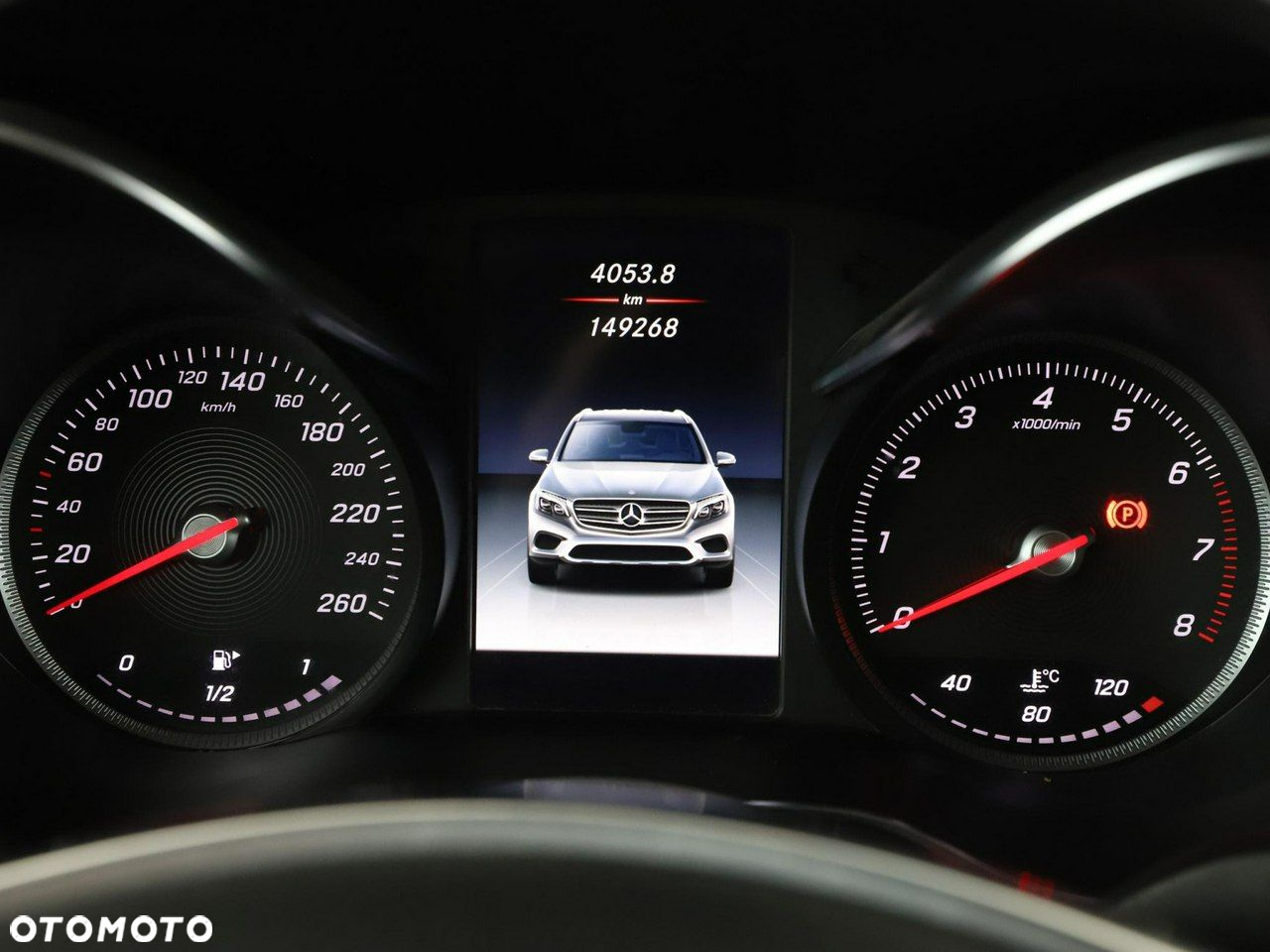 Mercedes-Benz GLC 300 4Matic 9G-TRONIC AMG Line - 22