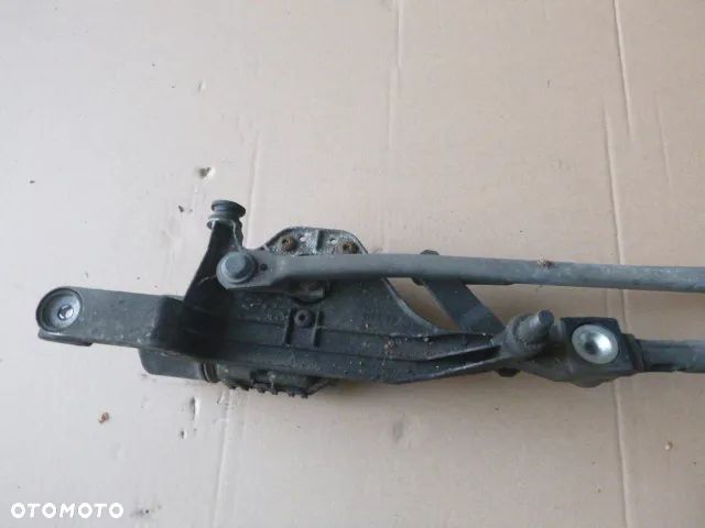 SILNICZEK MECHANIZM WYCIERACZEK FORD FOCUS MK2 - 2