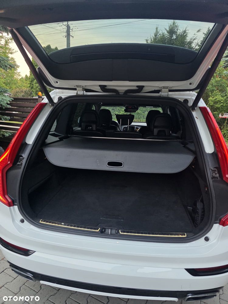 Volvo XC 90 D5 AWD R-Design - 3