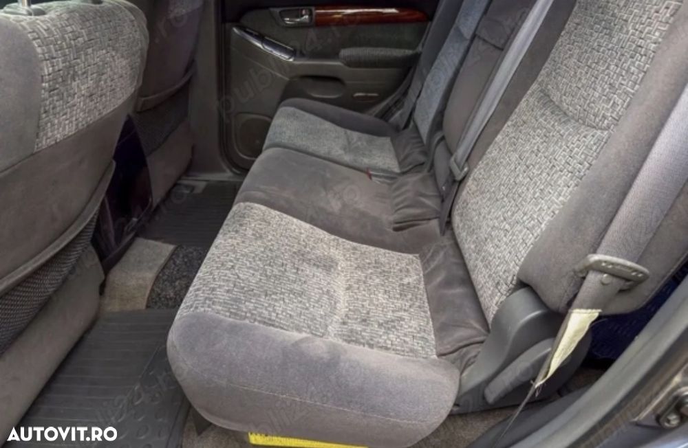 Toyota Land Cruiser - 7