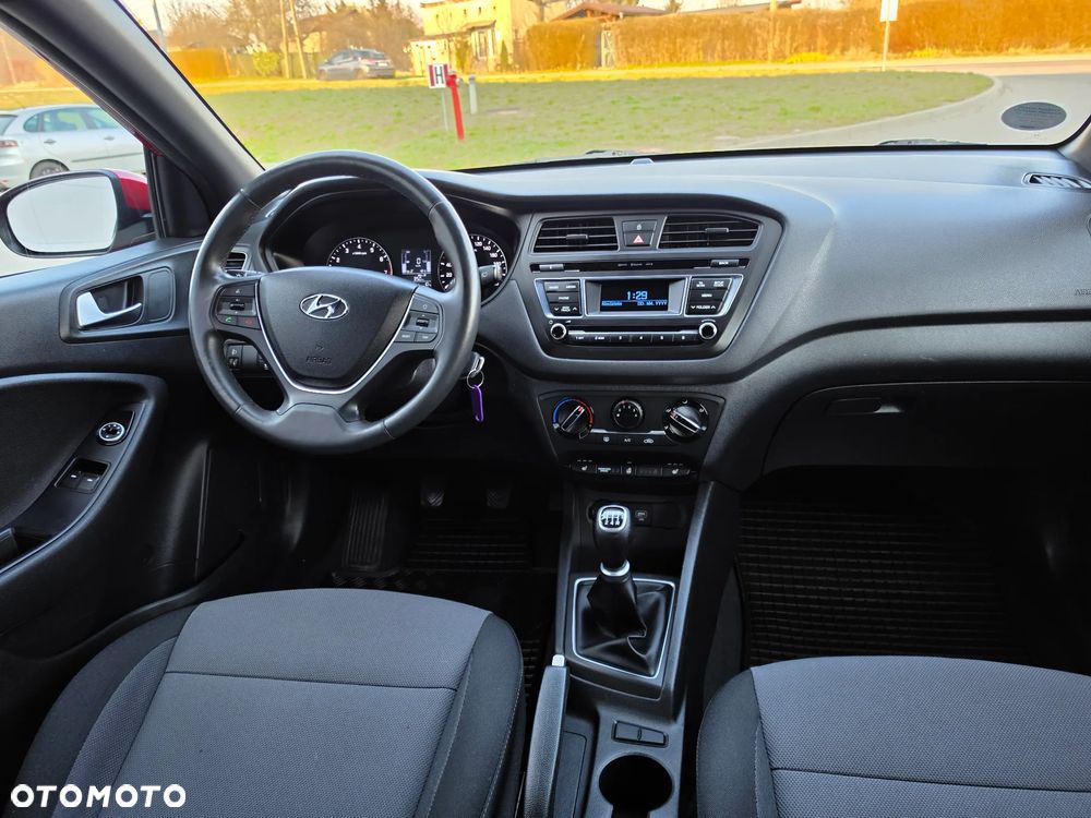 Hyundai i20 1.2 Fresh - 14