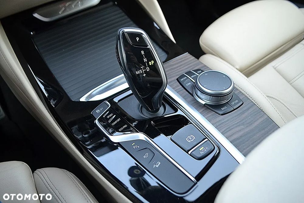 BMW X4 xDrive20i M Sport - 29