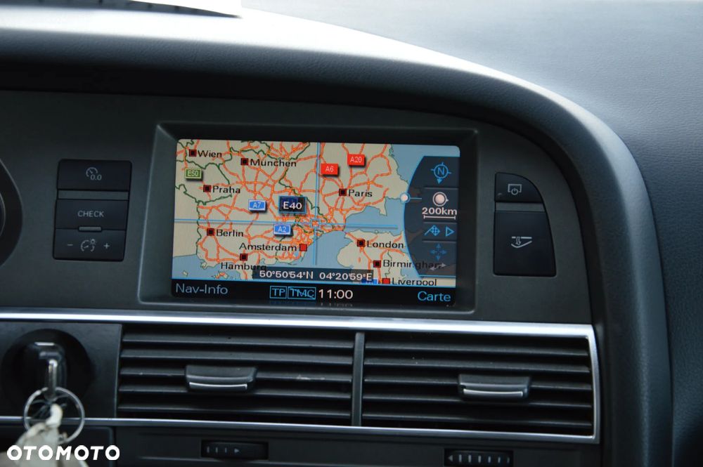 Audi A6 Avant 2.0 TDI - 8