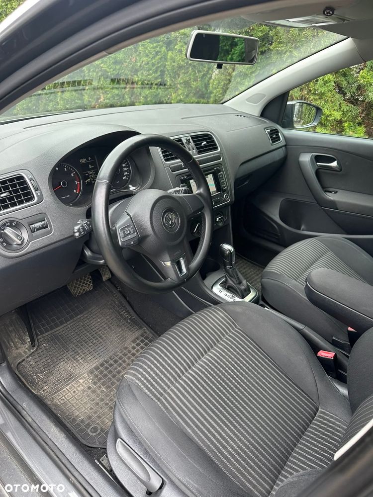 Volkswagen Polo 1.2 TSI Highline DSG - 16