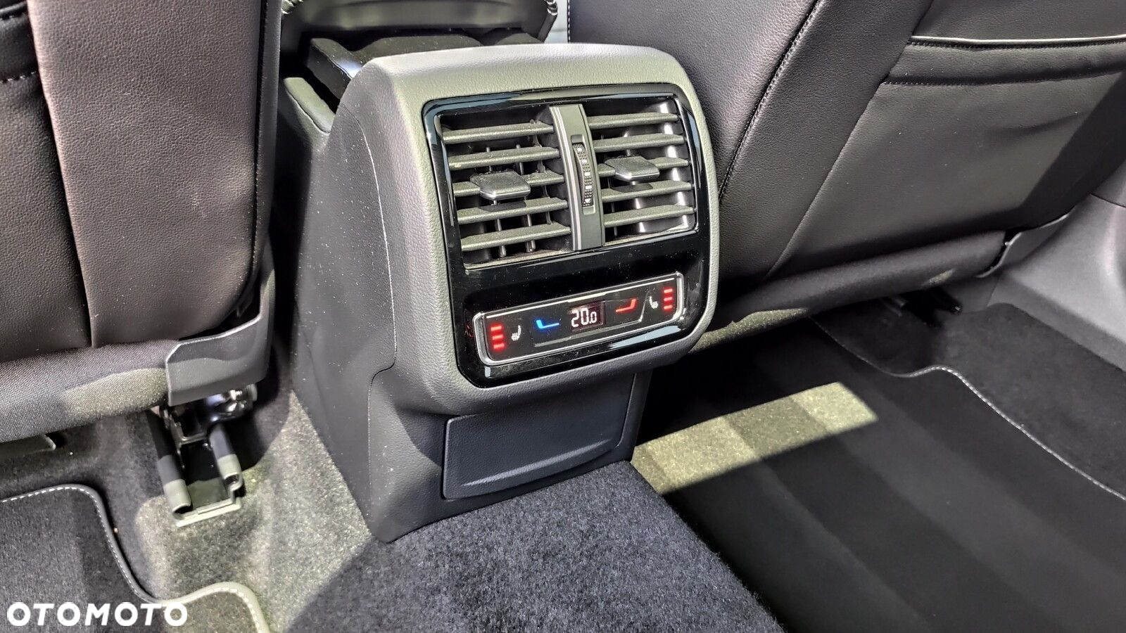 Volkswagen Arteon - 35