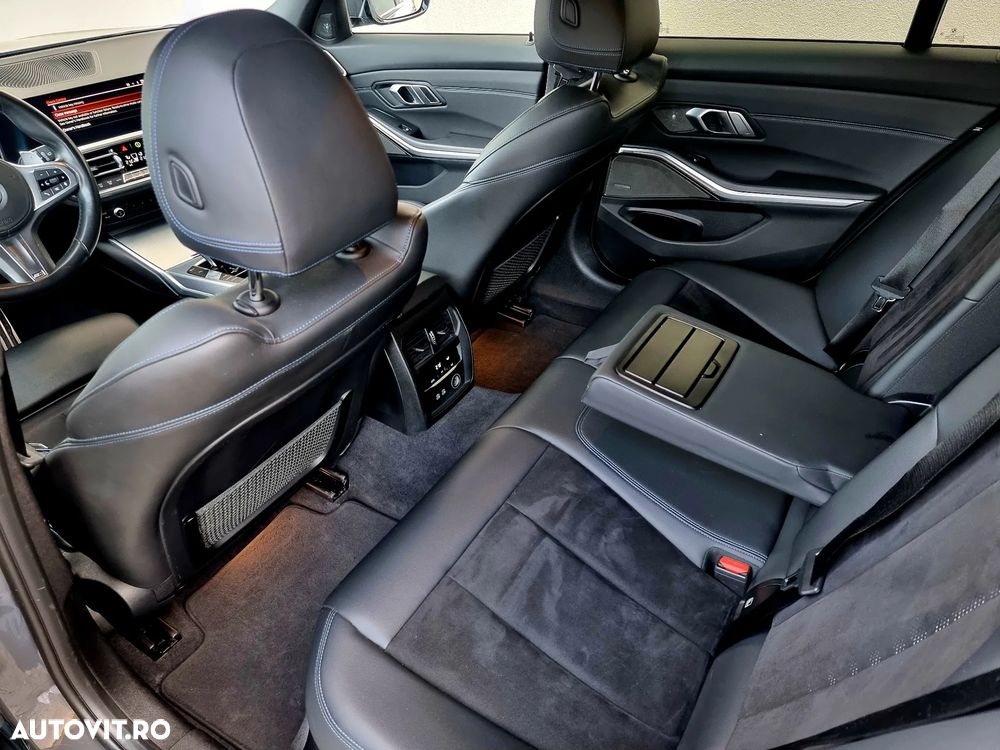 BMW Seria 3 320d Touring Aut. Edition M Sport Shadow - 10