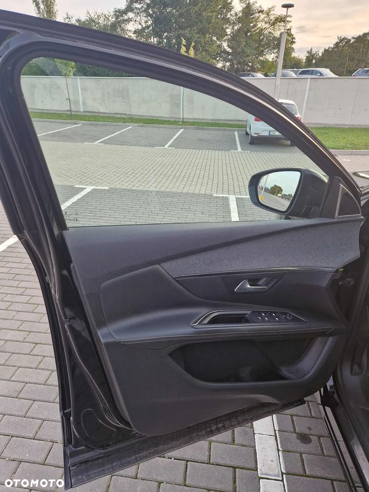Peugeot 3008 1.6 PureTech GPF GT Line S&S EAT8 - 11