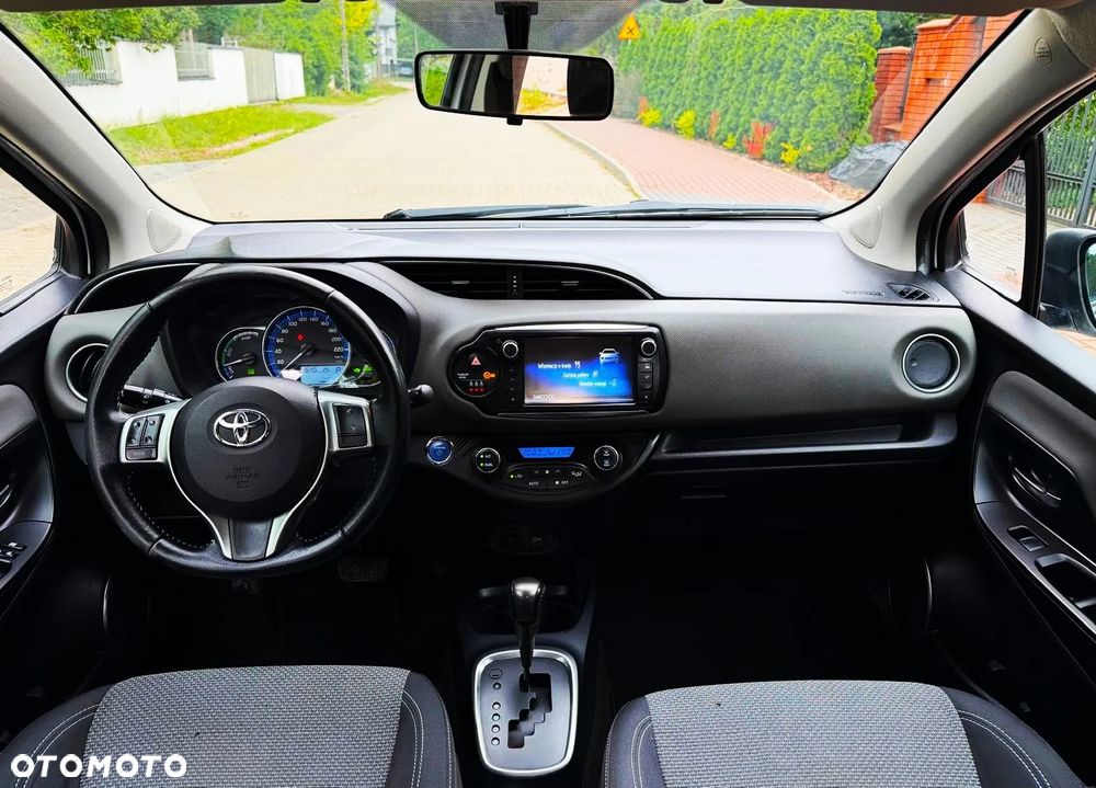 Toyota Yaris 1.5 VVT-i Comfort - 17