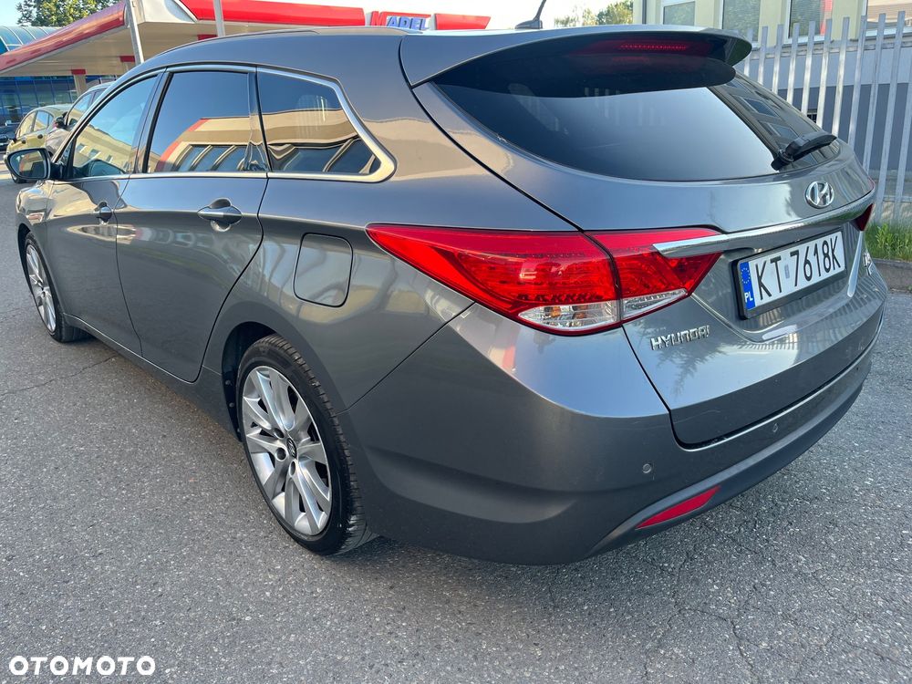 Hyundai i40 1.7 CRDi Comfort + - 7