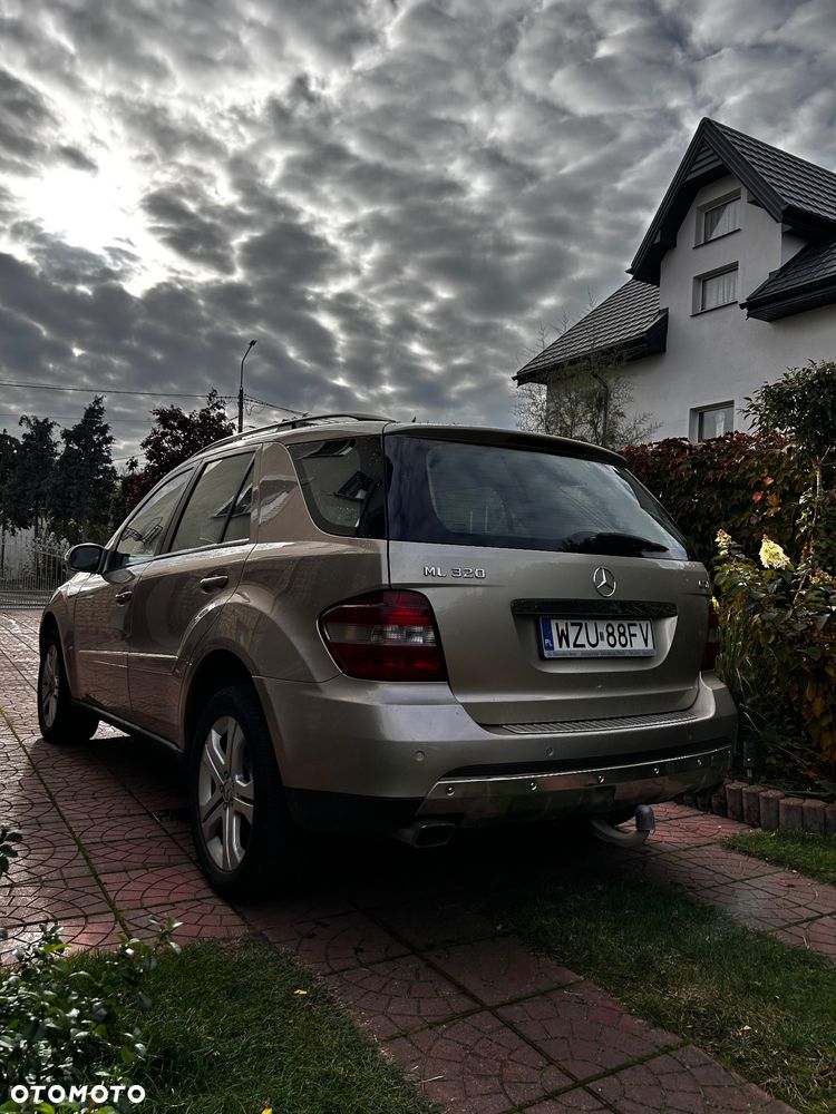 Mercedes-Benz ML 320 CDI 4-Matic - 2