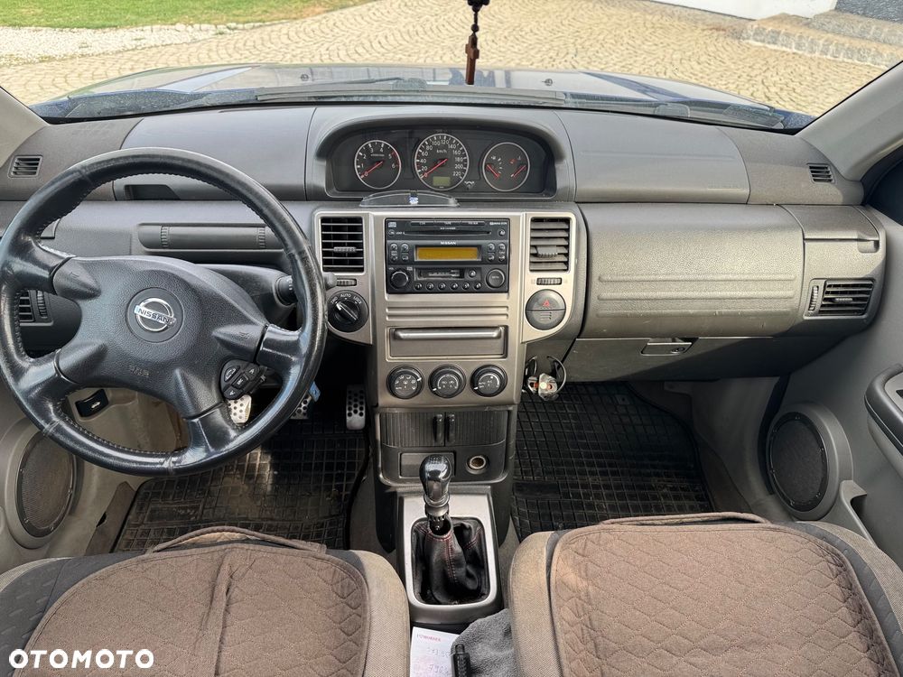 Nissan X-Trail 2.2 dCi 4x4 Elegance - 9