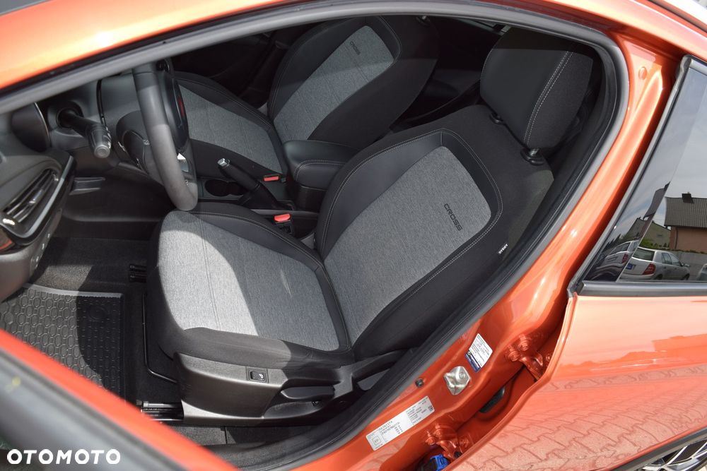 Fiat Tipo 1.6 MultiJet Cross - 19