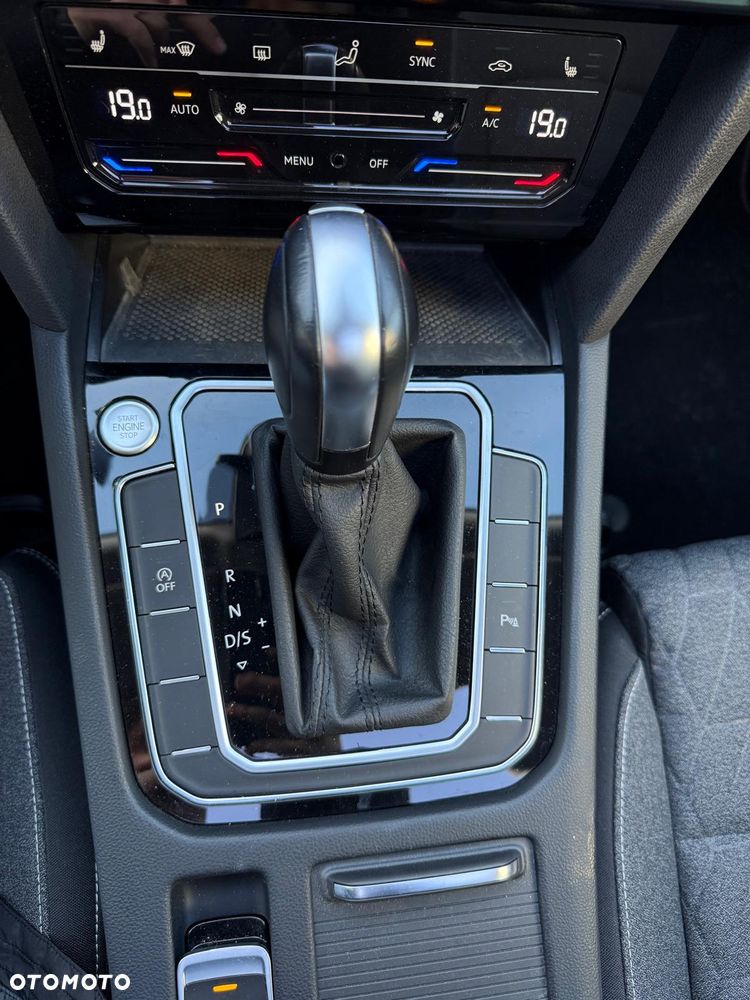 Volkswagen Passat Variant ver-2-0-tdi-bluemotion-technology-dsg-comfortline - 31