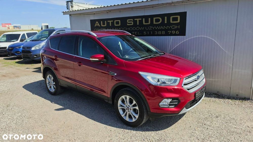 Ford Kuga 1.5 EcoBoost 2x4 Titanium - 2