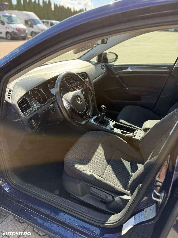 Volkswagen Golf 1.6 TDI Comfortline - 16