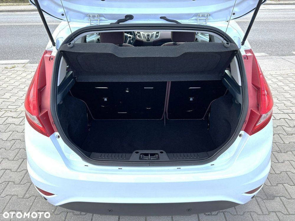 Ford Fiesta - 13