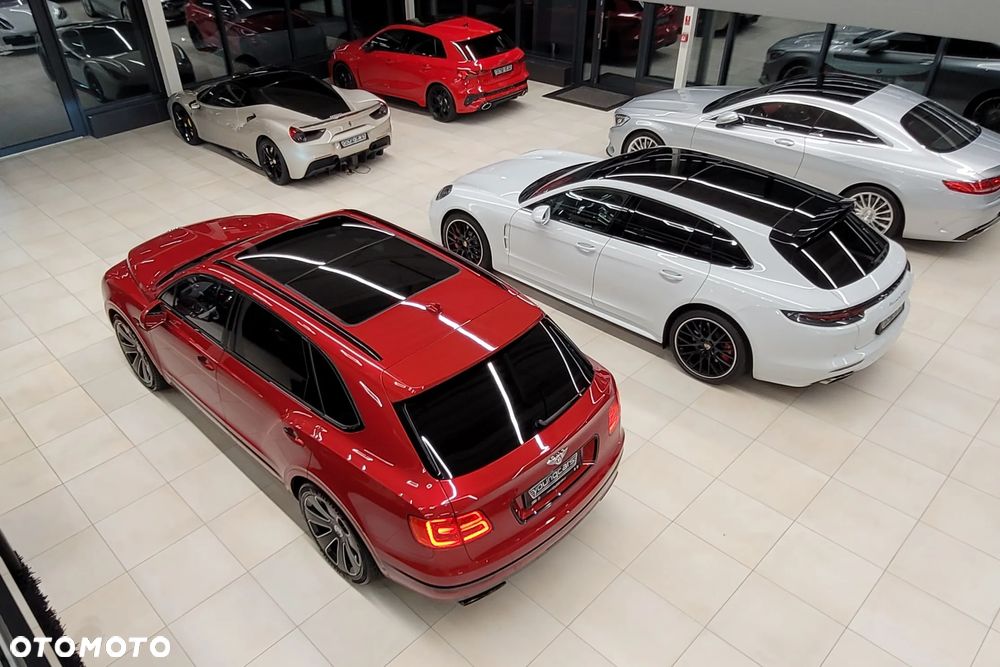 Bentley Bentayga - 4