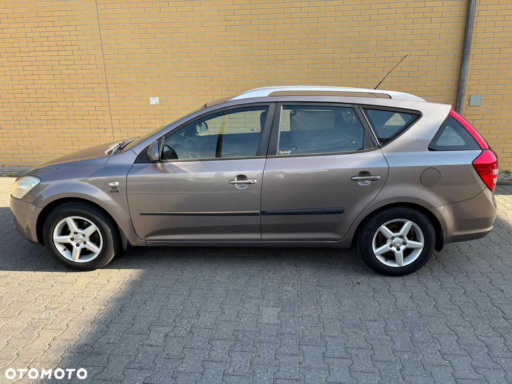 Kia Ceed 1.6 Comfort - 3