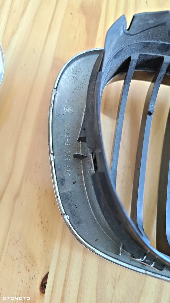 NERKA GRILLA PRAWA I LEWA BMW 3  E46 51138208668 51138208667 - 5