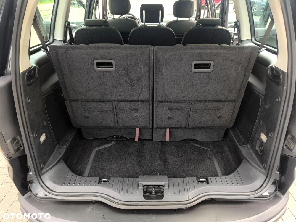 Ford Galaxy 2.0 TDCi Titanium - 23