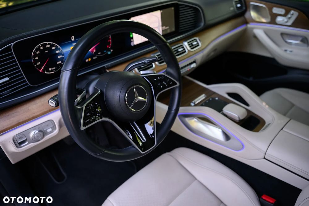 Mercedes-Benz GLE - 22
