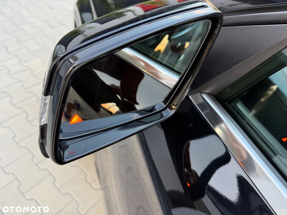 Mercedes-Benz GLA 250 4Matic 7G-DCT AMG Line - 19