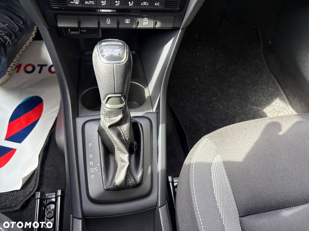 Skoda RAPID 1.0 TSI DSG Ambition - 11