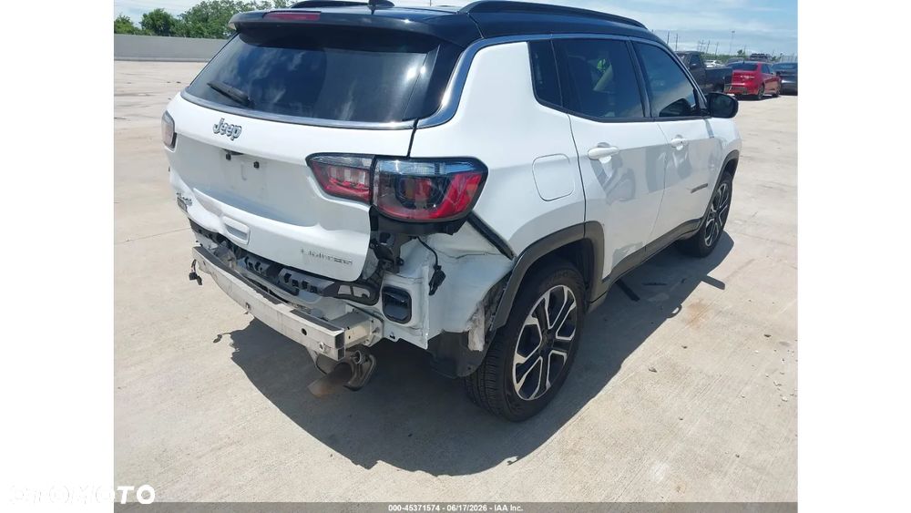 Jeep Compass - 4