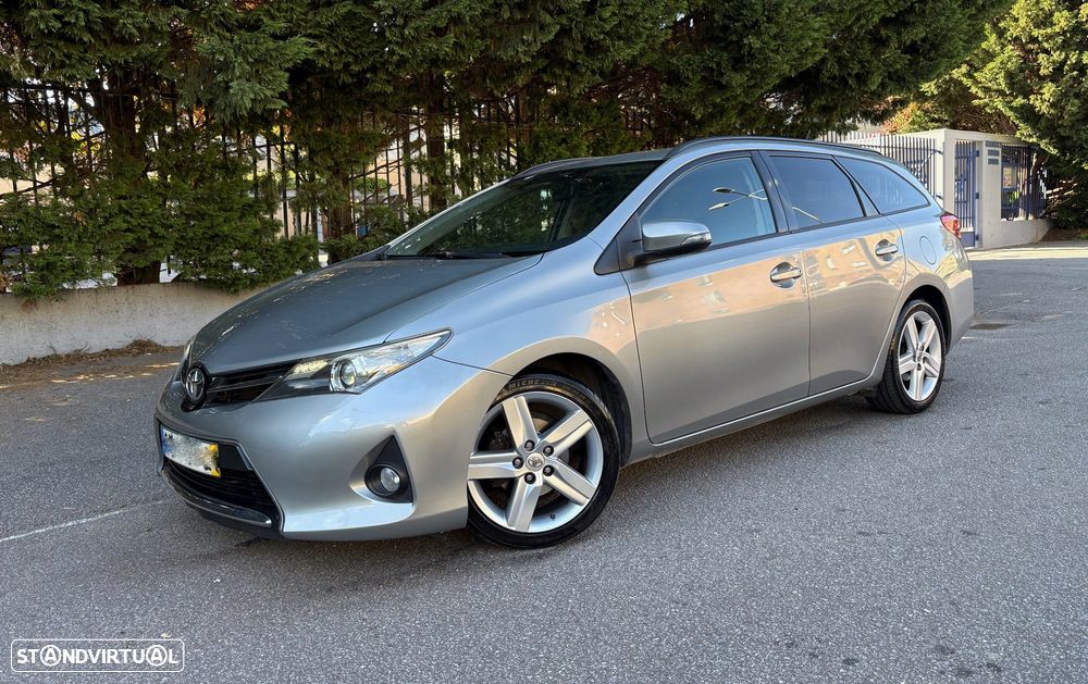 Toyota Auris Touring Sports 1.4 D-4D C.+P.Techo+P.Sport - 6