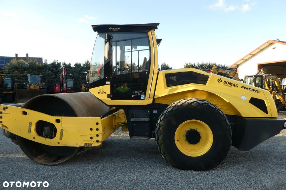 Bomag BW 213 D-5  SPROWADZONY - 27