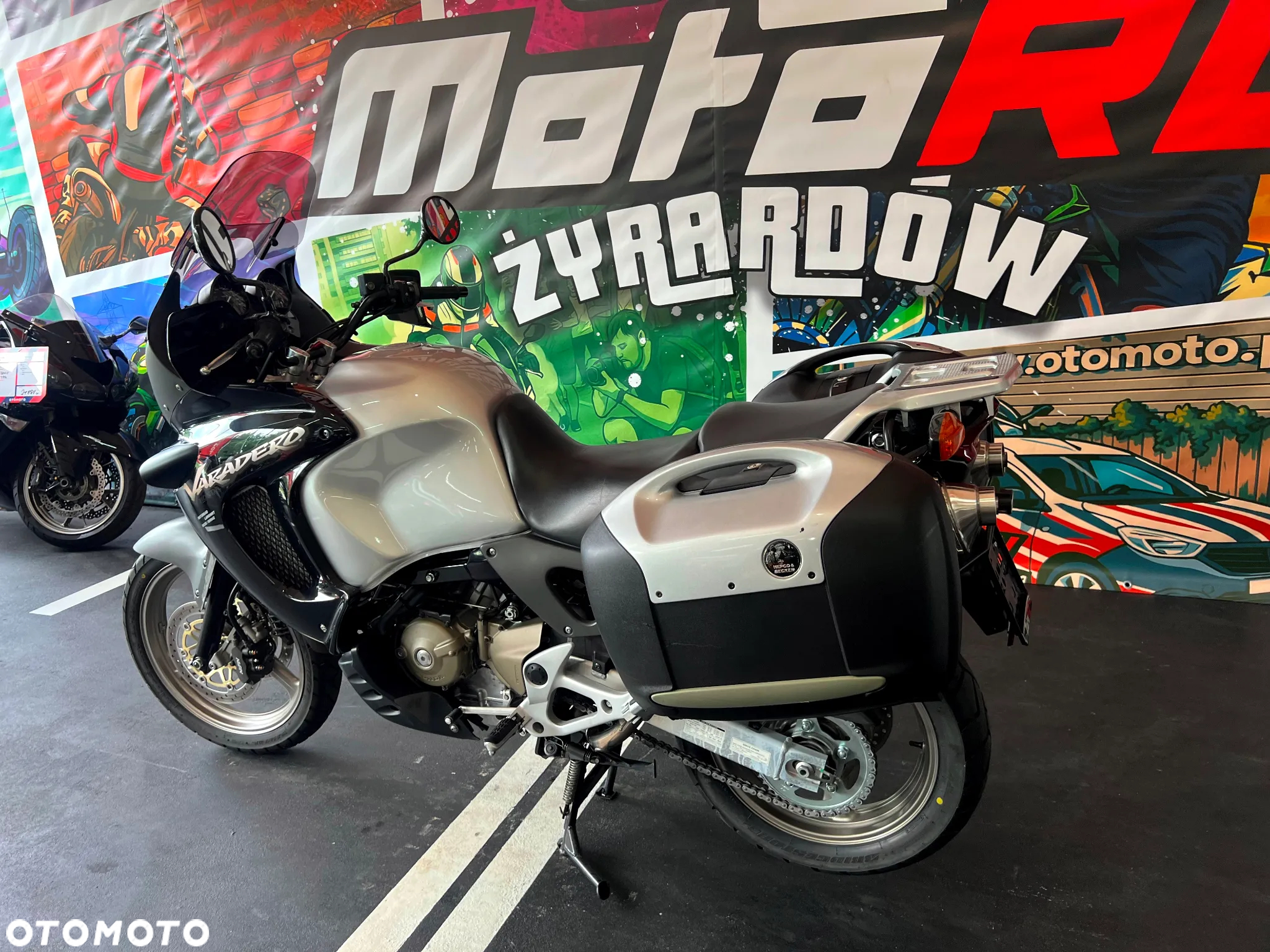 Honda XL - 9