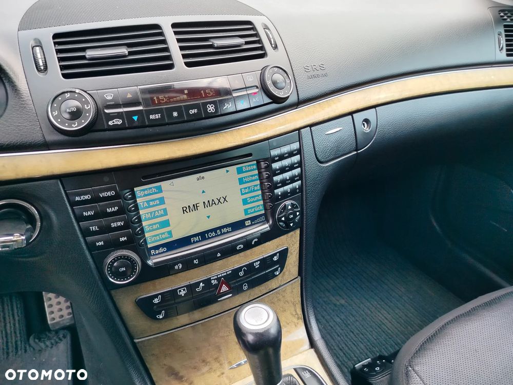Mercedes-Benz Klasa E 420 CDI 7G-TRONIC Avantgarde DPF BusinessEDITION - 35