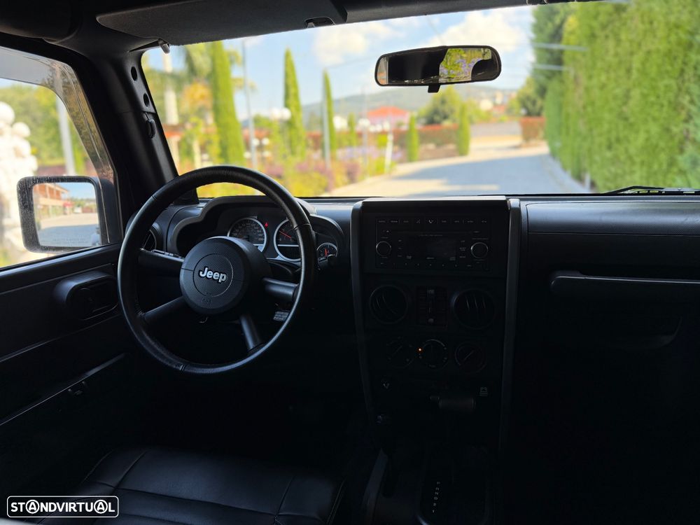 Jeep Wrangler - 6