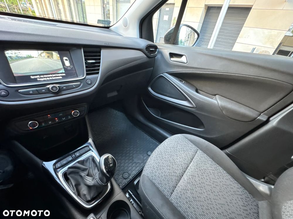 Opel Crossland X - 11