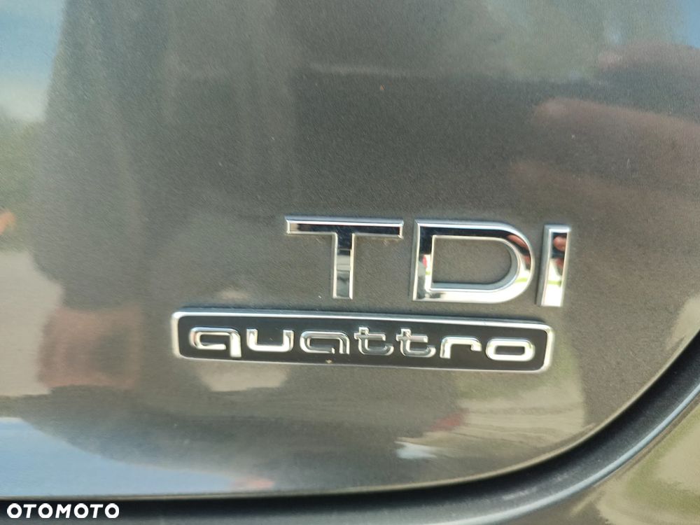 Audi A3 Sportback 2.0 TDI (clean diesel) quattro S tronic S line Sportpaket - 29