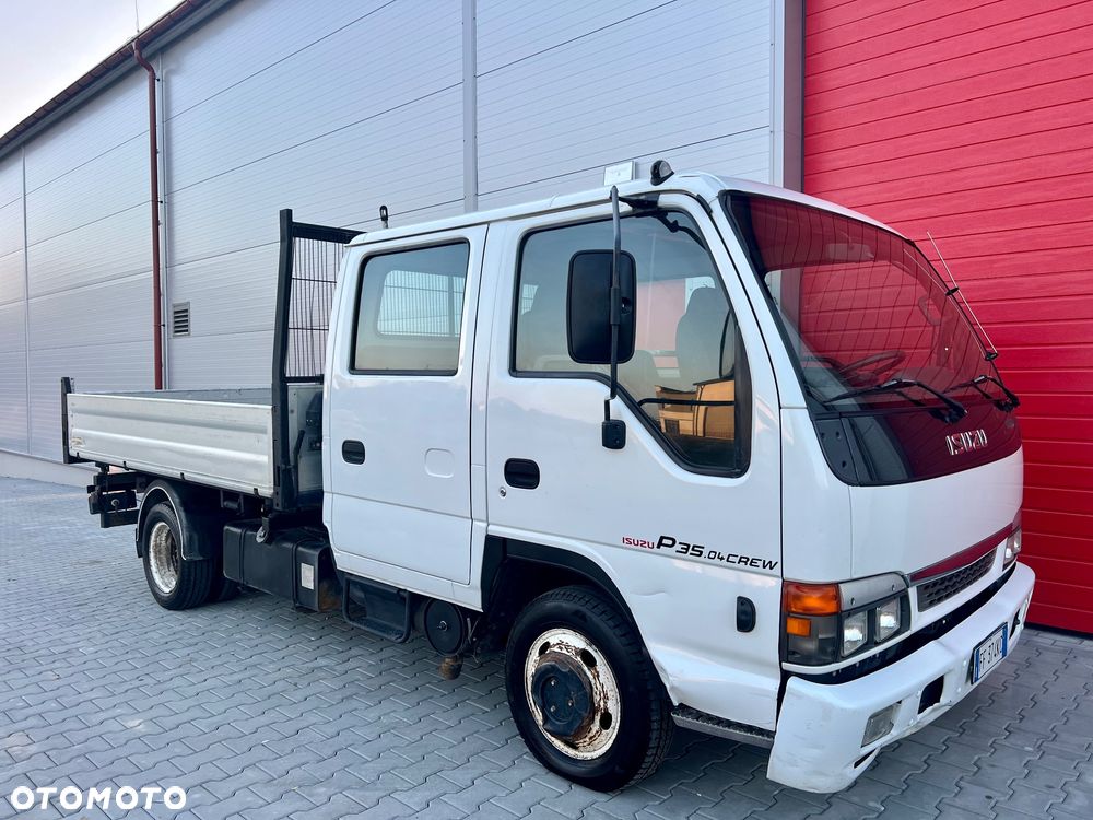 Isuzu NPR - 2