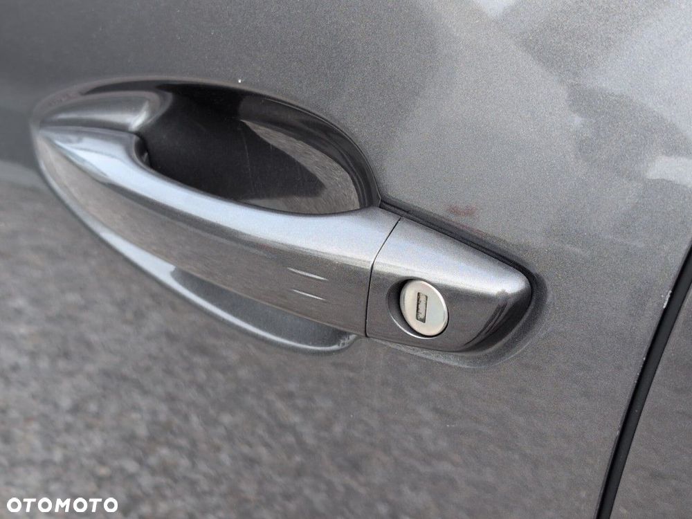 Peugeot 3008 1.6 PureTech GT S&S EAT8 - 16