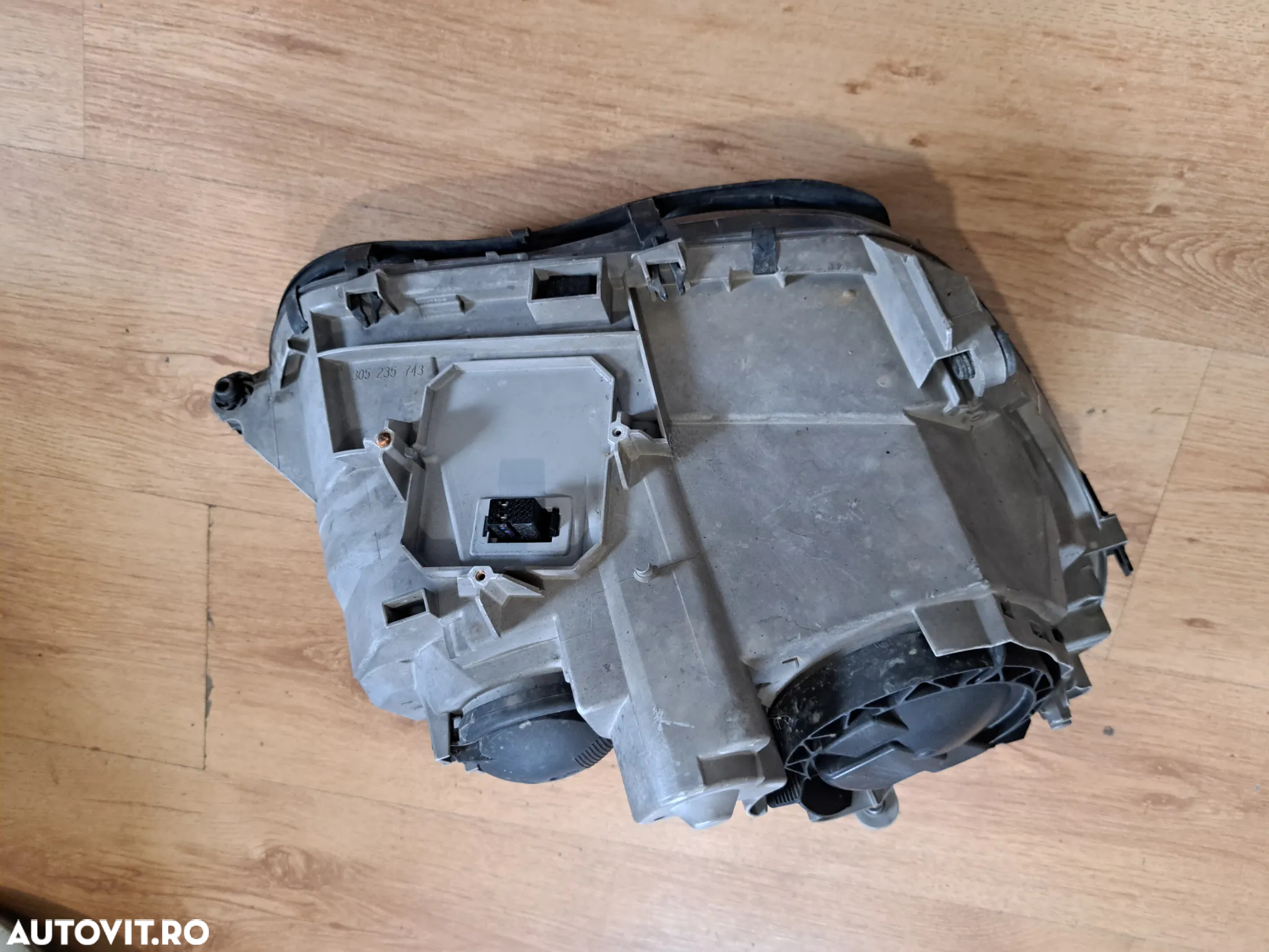Far stanga bixenon cu lupa original mercedes C-class W203 2001-2007 - 3