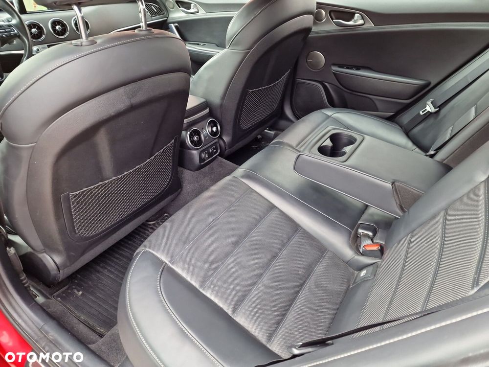 Kia Stinger 2.0 T-GDI GT Line - 36