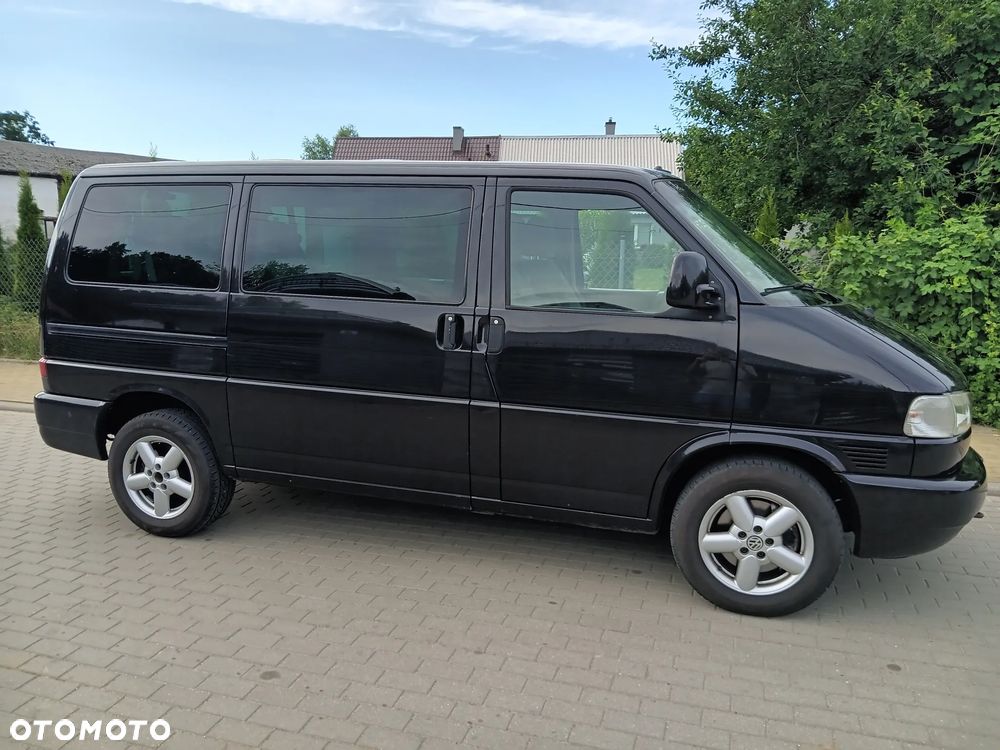 Volkswagen Multivan - 8